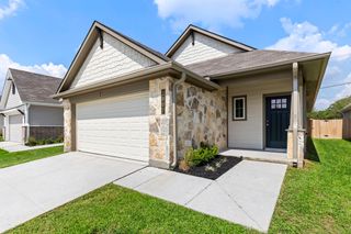 New construction Single-Family house 1305 Boehnke Pass, Brenham, TX 77833 plan The 1497 - image
