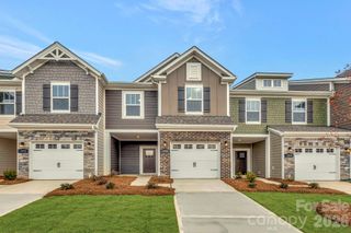 New construction Townhouse house 1022 Overbrook Pl, Wingate, NC 28174 - image