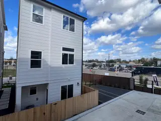 New construction Single-Family house 303 Marcella St, Unit L, Houston, TX 77091 - image