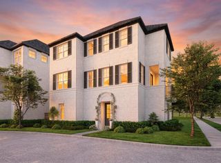 New construction Single-Family house 5929 Cottage Grove Lake Dr, Houston, TX 77007 - image