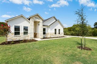 New construction Single-Family house 113 Shikra Cv, Cedar Creek, TX 78612 plan McDougal - image