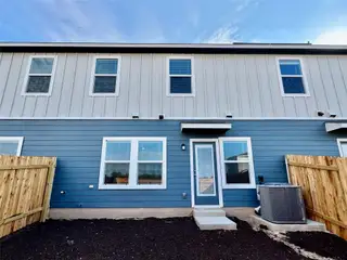 New construction Townhouse house 134 Cinnabar Ln, Unit 3, Kyle, TX 78640 plan The Barton (147) - image