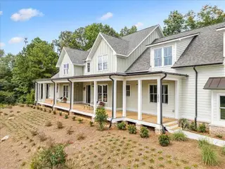 New construction Single-Family house 1013 Crossroads Trl, Alpharetta, GA 30004 - image