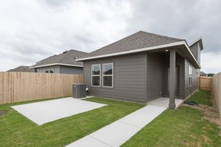 New construction Single-Family house 316 Witchhazel Way, San Marcos, TX 78666 plan Ash - image