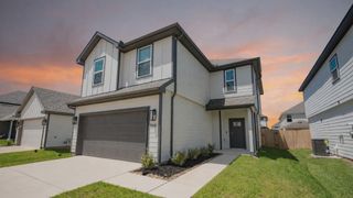 New construction Single-Family house 2316 Pipefish Dr, Conroe, TX 77384 plan The Lowry - image