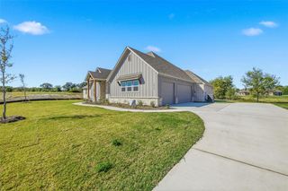 New construction Single-Family house 1024 Silver Sage Trl, Weatherford, TX 76085 - image