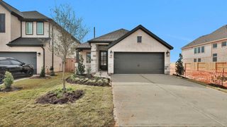 New construction  house 30927 Star Gazer Rd, Fulshear, TX 77423 plan 1743W - image