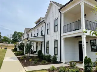 New construction Townhouse house 10211 Rainier Trail Dr Nw, Huntersville, NC 28078 - image