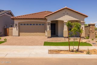 New construction Single-Family house 15612 W Georgia Dr, Surprise, AZ 85379 plan Rainier - image