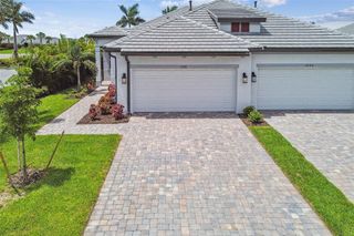 New construction Single-Family house 18190 Cherished Loop, Bradenton, FL 34211 - photo