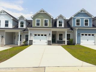 New construction Single-Family house 533 Timbercrest Cir Se, Bolivia, NC 28422 plan 1807 Townhome - image