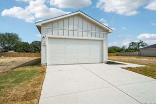 New construction Single-Family house 947 Bull Boat Ln, San Antonio, TX 78221 - image