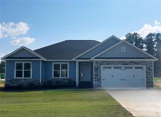 New construction Single-Family house 21 Shoreline Dr, Lillington, NC 27546 plan Plan 1707 - image