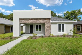 New construction Single-Family house 808 Se 16Th Drive, Gainesville, FL 32641 - photo