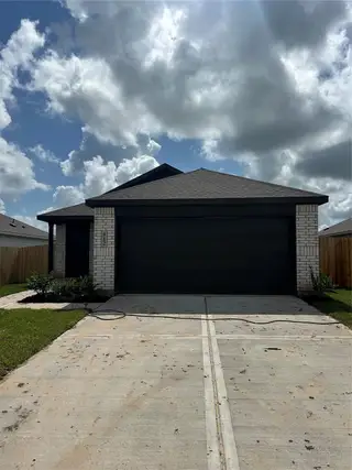 New construction Single-Family house 903 Constitution Dr, Bay City, TX 77414 plan Pinehollow - image