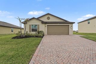New construction Single-Family house 969 Bent Creek Dr, Fort Pierce, FL 34947 plan Harrisburg - image
