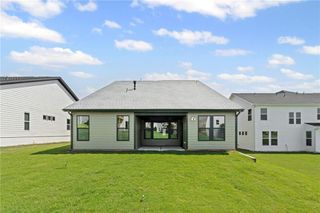 New construction house 752 Crystal Lake Pkwy, Hoschton, GA 30548 plan Ivy - image