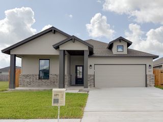 New construction Single-Family house 107 Raindance Ct, Victoria, TX 77904 plan Wingate - image