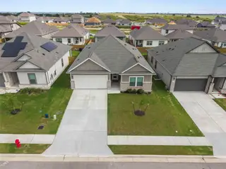 New construction Single-Family house 237 Little Green Trl, Jarrell, TX 76537 - image