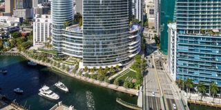 New construction Condo house 99 Se 5Th, Unit 7102, Miami, FL 33131 - image