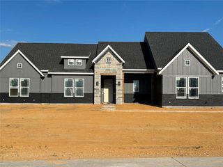 New construction Single-Family house 1651 Blackfoot Parkway, Waxahachie, TX 75165 Colonial- photo