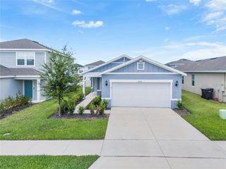 New construction Single-Family house 2235 Lovely Ln, Davenport, FL 33896 - image