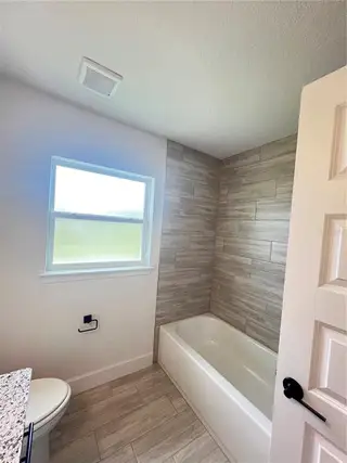 New construction Single-Family house 37094 Hidden View Cir, Dade City, FL 33523 plan 2169 - image