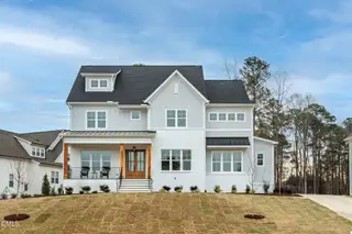 New construction Single-Family house 401 Stable Valley Dr, Fuquay Varina, NC 27526 - image