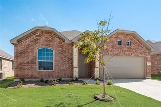 New construction Single-Family house 341 Texas Trail, Justin, TX 76247 - photo