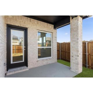 New construction Single-Family house 8113 Twin Creek Trl, Rowlett, TX 75089 plan Livingston R - image