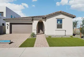 New construction Single-Family house 7948 W Royal Palm Rd, Peoria, AZ 85345 plan 4013 Elevation A - image