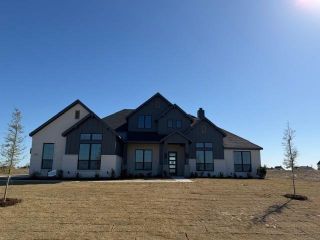 New construction Single-Family house 151 Talpin Ln, Venus, TX 76084 plan Madrid - image