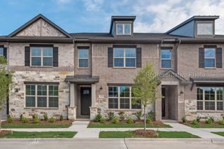New construction Townhouse house 1912 Watermark Mews, Rowlett, TX 75088 plan Holbrook - image