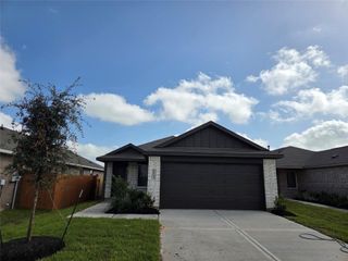 New construction Single-Family house 1119 Blue Stone Dr, Beasley, TX 77417 plan Pinehollow - image