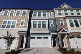 New construction Townhouse house 10033 Secluded Garden Dr, Apex, NC 27523 plan Buckingham - image