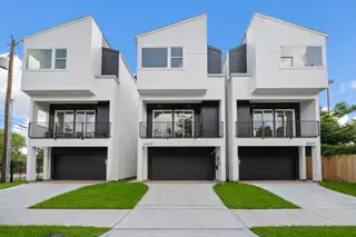 New construction Single-Family house 1607 Barbee St, Houston, TX 77004 - image