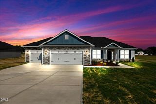 New construction Single-Family house 102 Brighton St, La Grange, NC 28551 plan Plan 1826 - image