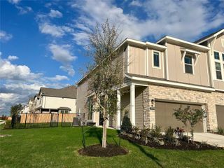 New construction Townhouse house 12507 Alligator Lake Ct, Cypress, TX 77433 - image