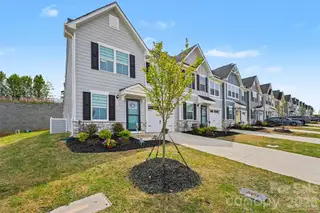 New construction Townhouse house 115 Jameson Park Dr, Unit 1, Troutman, NC 28166 - image