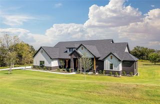 New construction Single-Family house 125 Oakmeadow Ln, Weatherford, TX 76085 - image