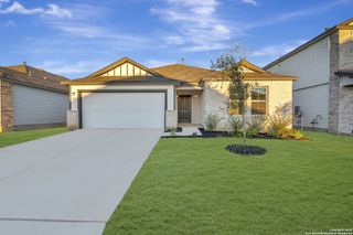 New construction house 6723 Tasajillo Spg, San Antonio, TX 78253 plan Moscoso - 40' Smart Series - image