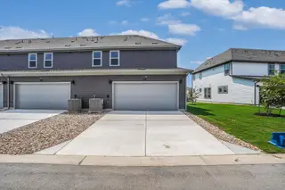 New construction Townhouse house 515 Emory Crossing Blvd, Hutto, TX 78634 - image