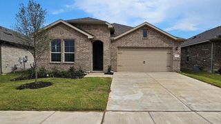 New construction Single-Family house 720 Amber Fields Dr, Denton, TX 76259 - image