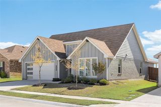 New construction Single-Family house 721 Breckenridge Park Dr, Alvarado, TX 76009 ELGIN- photo