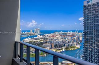 New construction Condo house 159 Ne 6Th St, Unit 4007, Miami, FL 33132 - image