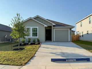New construction house 14035 Sandstone Pass, San Antonio, TX 78253 plan The Prue - image