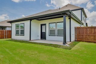 New construction Single-Family house 676 Capstone Cir, Granbury, TX 76048 plan HANNA - image