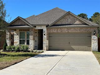 New construction Single-Family house 6131 White Spruce Drive, Conroe, TX 77304 - photo