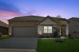 New construction house 1048 Nighthawk Trl, Alvarado, TX 76009 plan Willow II - image