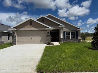 New construction Single-Family house 11584 Grace Rd, Weeki Wachee, FL 34614 plan 1820 - image